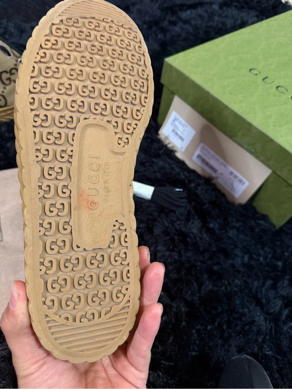 Gucci High top sneakers